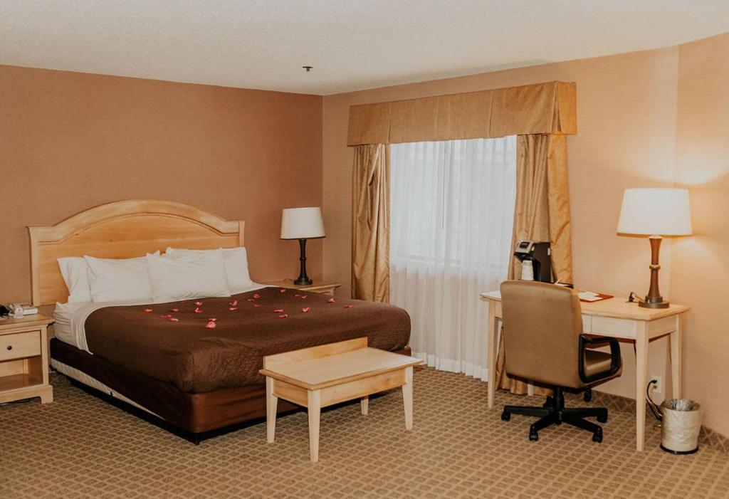 Wallace Inn Екстер'єр фото
