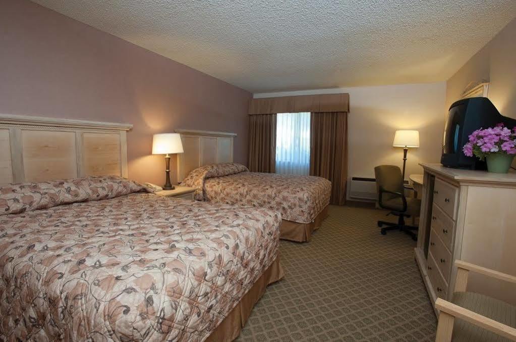 Wallace Inn Екстер'єр фото